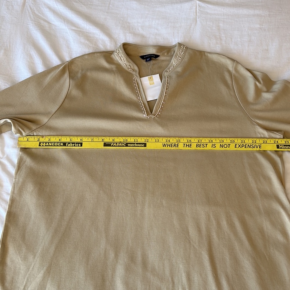 Land’s End Beige Knit Beaded Accent Tunic - Picture 6 of 8